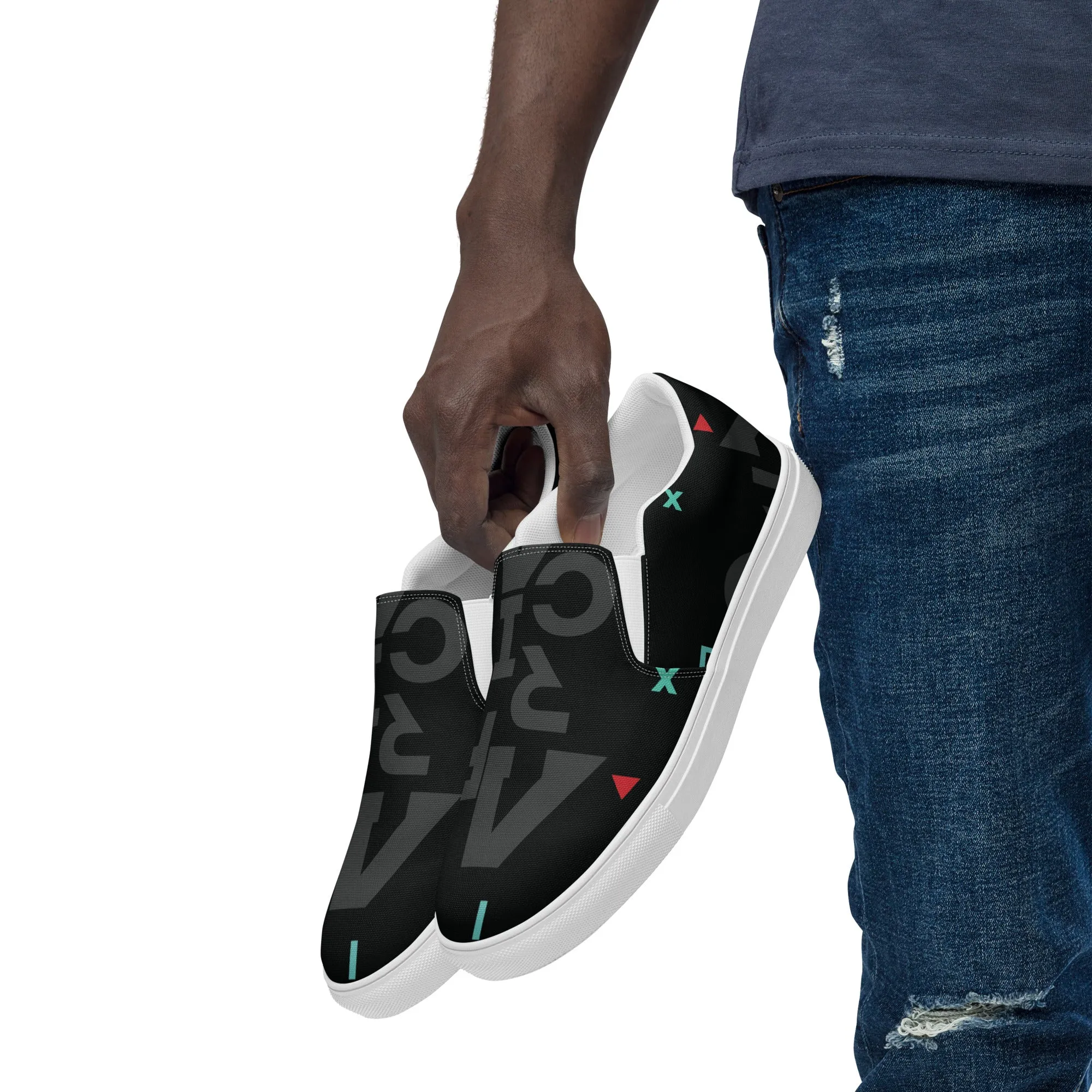 AFRICA IS THE FUTURE Men’s Slip-On Canvas Shoes