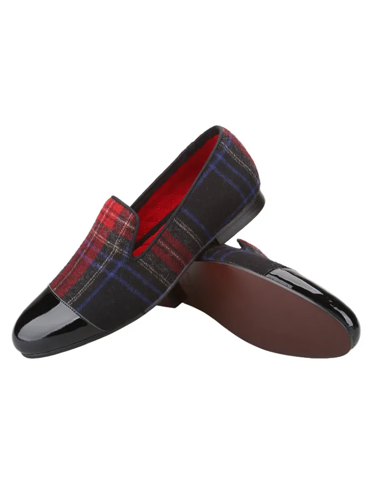 Autumn and winter classic plaid wool stitching black patent leather toe men's loafers British style slip-on smoking shoes