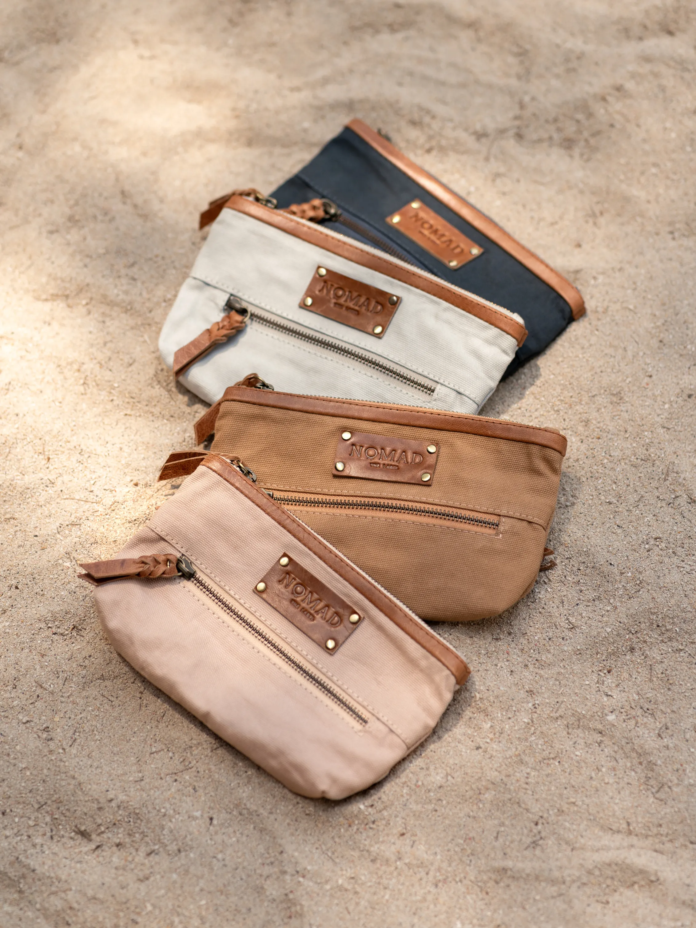 Avalon Canvas Clutch Desert Sand