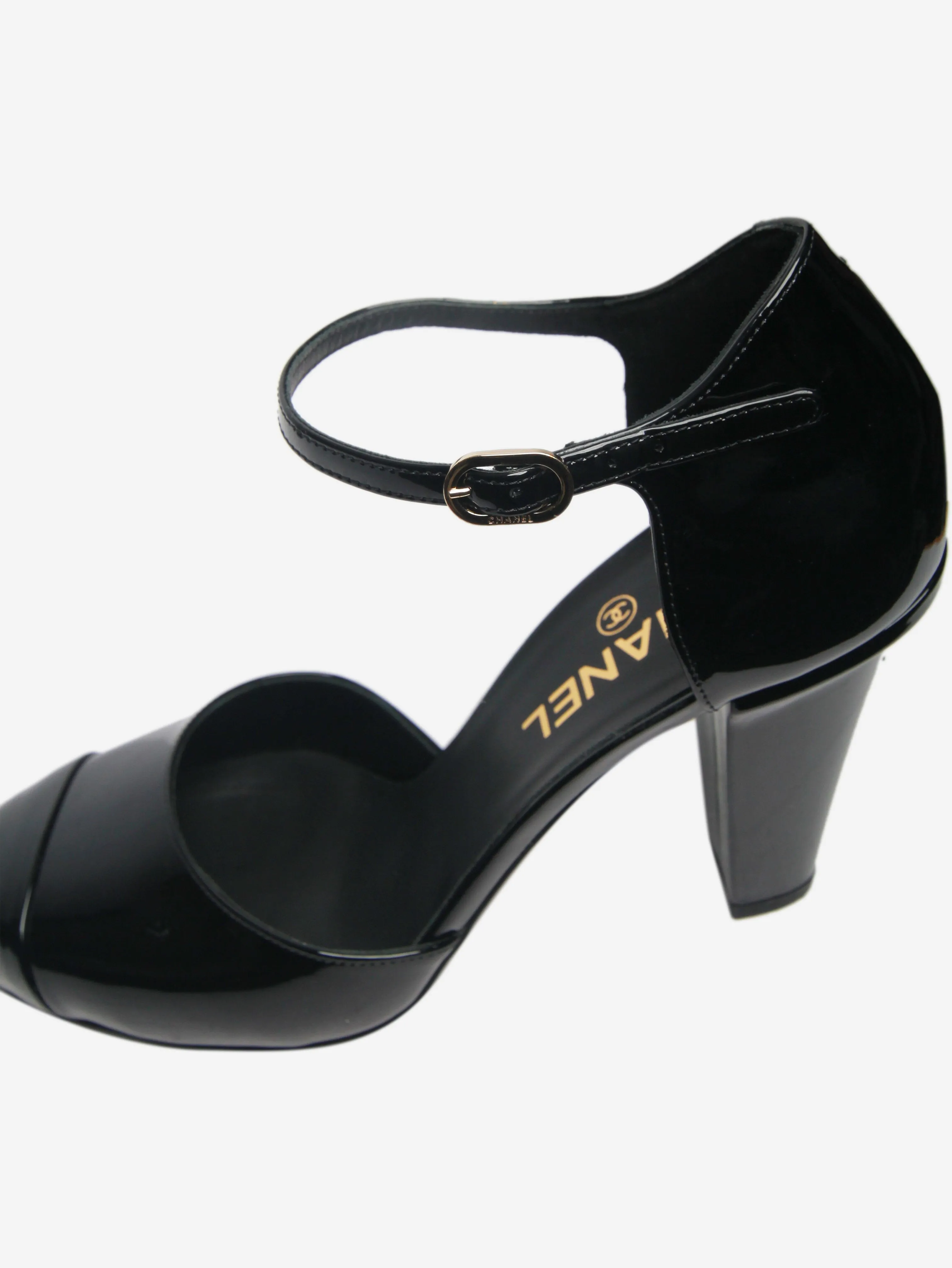 Black patent leather pumps - size EU 39