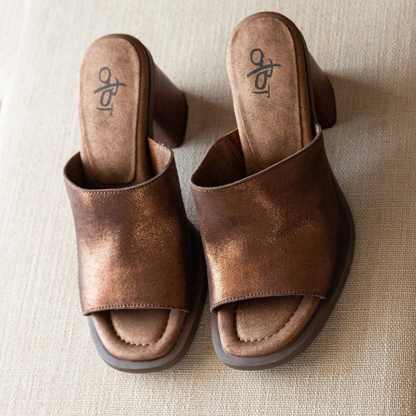 BRAVURA in DARK BRONZE Heeled Sandals