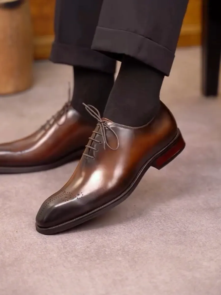 Brogue Men's Lace-up Leather Shoes