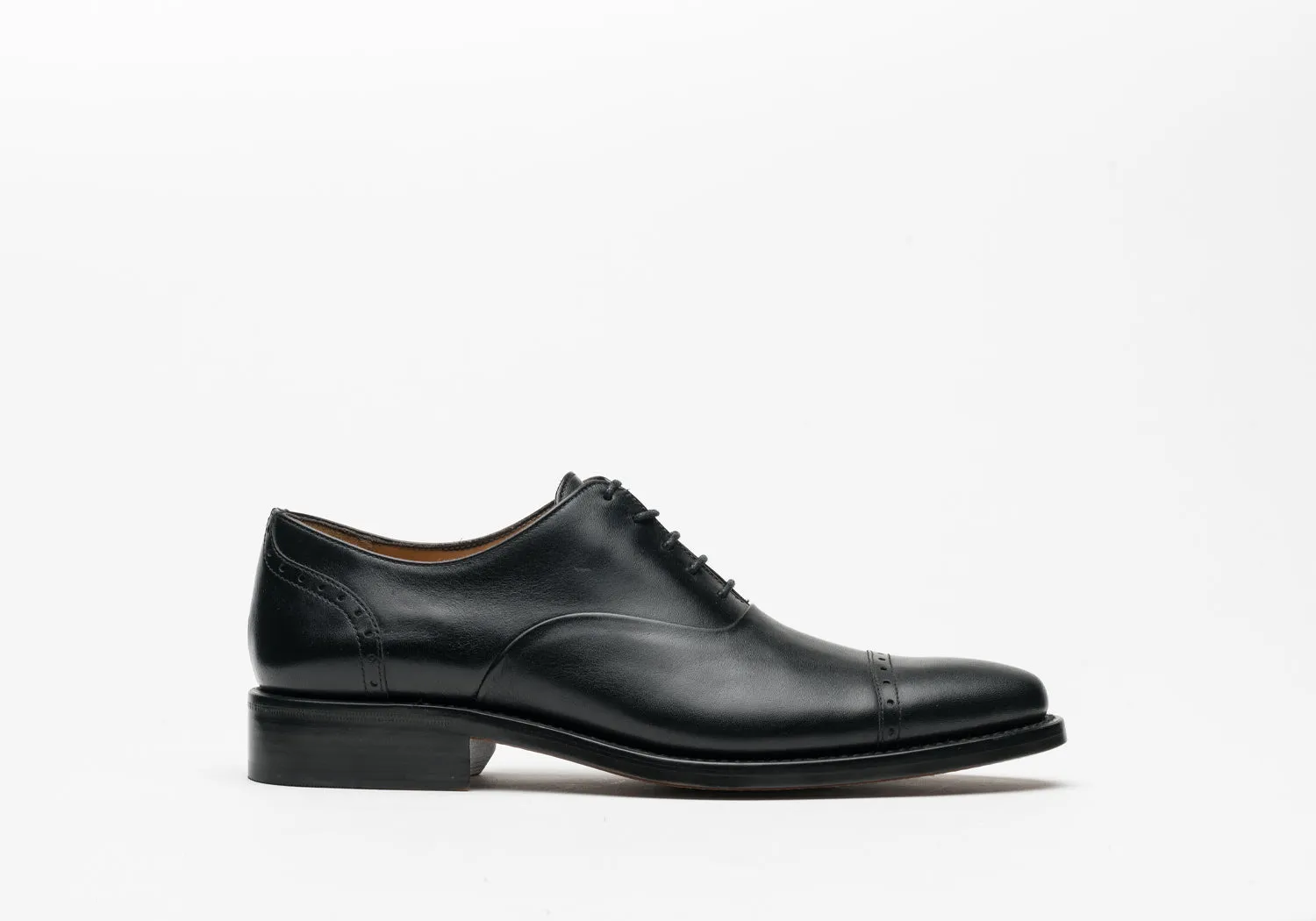 Cap-toe Oxford Black