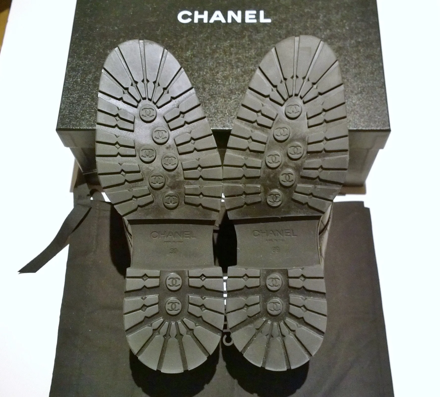 Chanel Black Leather Patent Cap Toe Platform Oxfords with Studs Lace Up New in Box