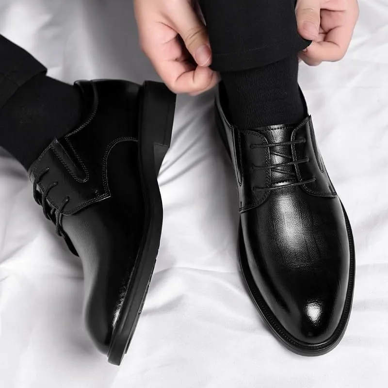 Classic Men's Leather Dress Shoes Men Formal Business Oxford Shoes Wingtip Retro Derby Shoes for Men