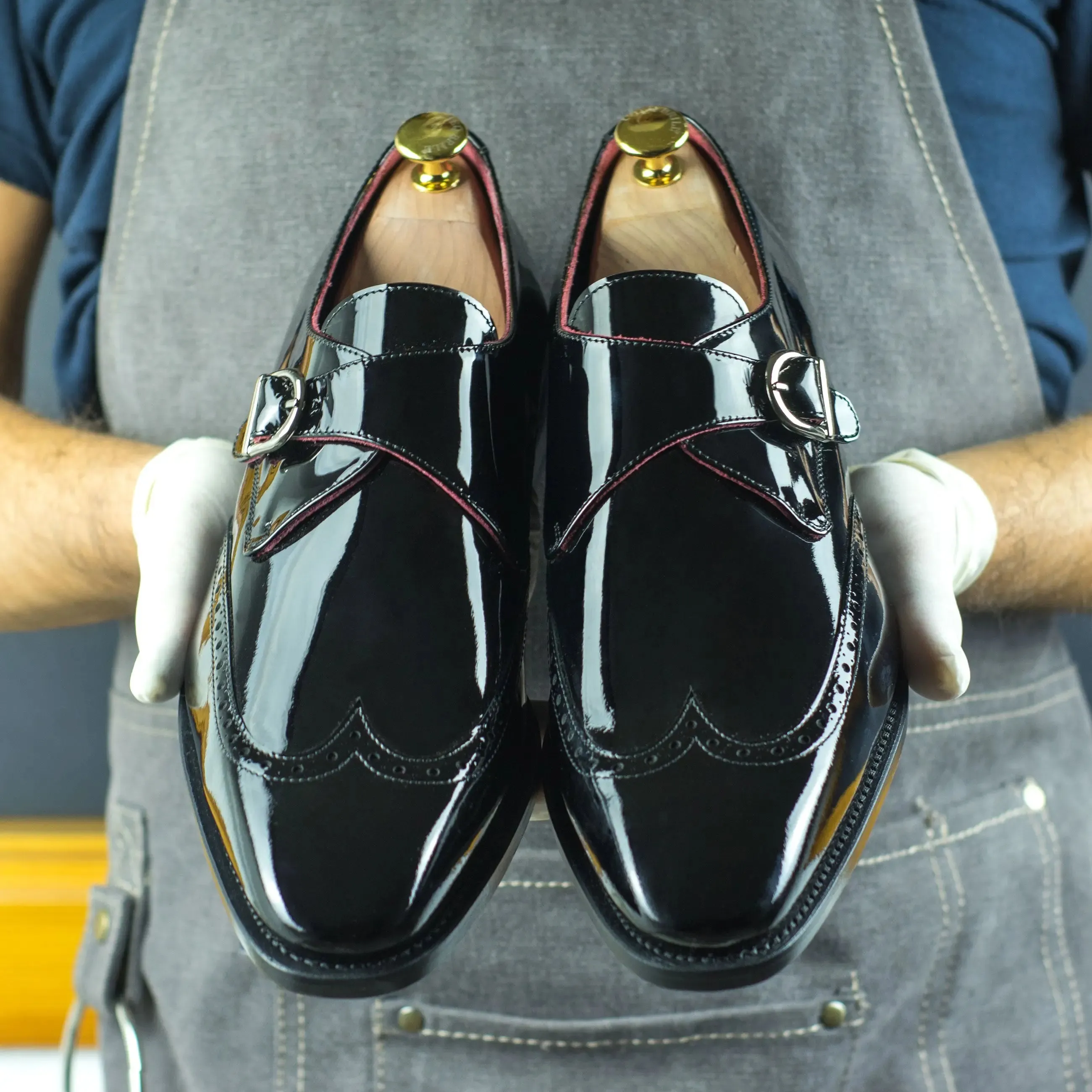 DapperFam Brenno in Black Men's Italian Patent Leather Single Monk