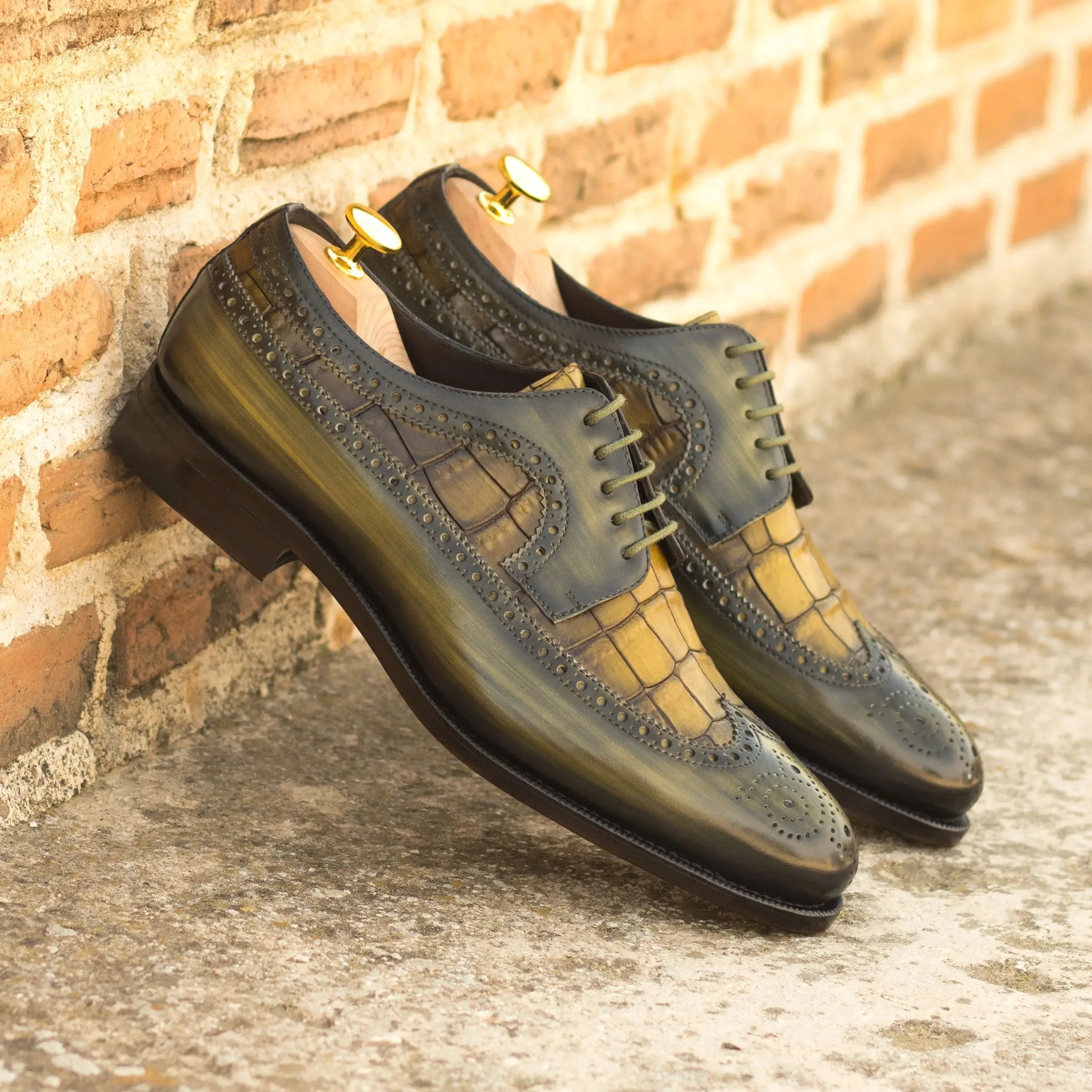 DapperFam Zephyr in Khaki / Olive Men's Hand-Painted Patina Longwing Blucher