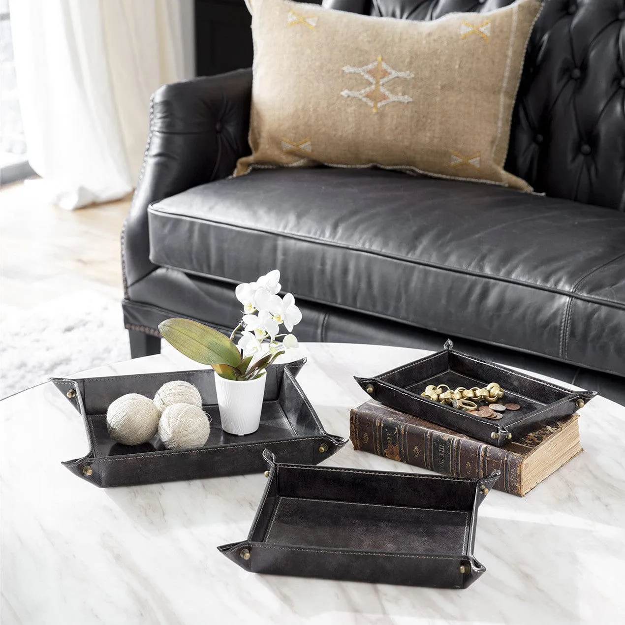 Derby Leather Tray Set