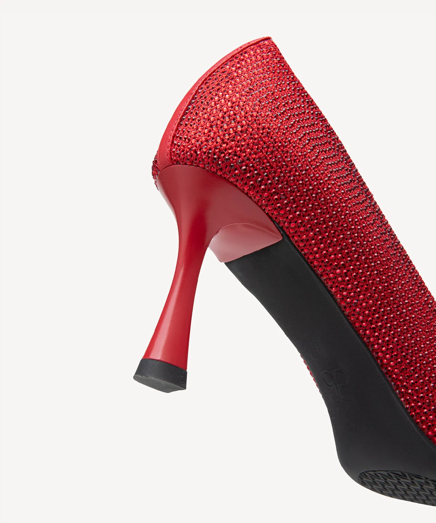 Diamond Pointed Toe Heeled Pumps