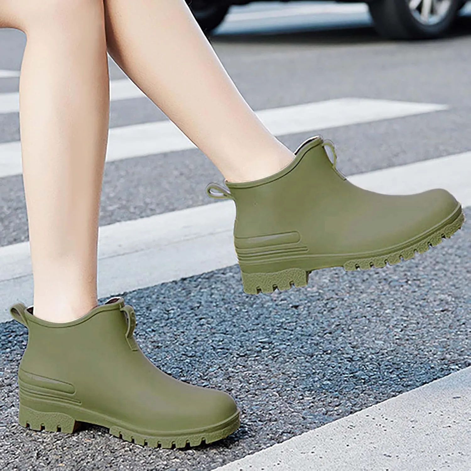 Dress Shoes for Women Sneakers for Men Black Loafers Women Platform Flat Heel Closed Toe Christmas Dress Shoes for Women Comfortable & Lightweight