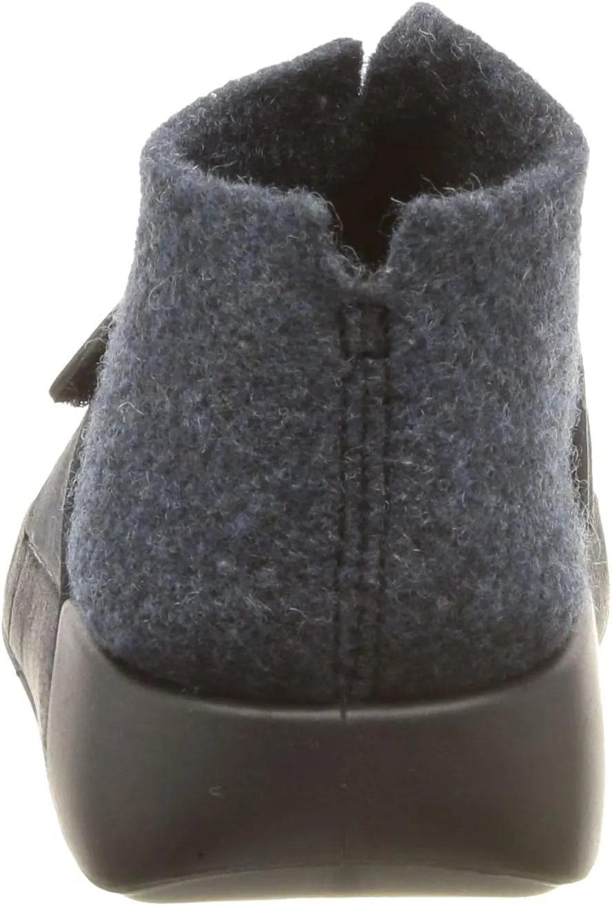 ECCO Women's Slip-on