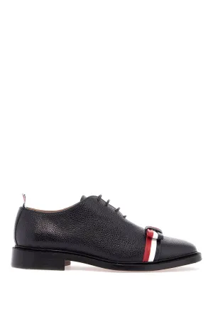 elegant wholecut shoes in black calfskin with rwb bow FFD012A 00198 BLACK