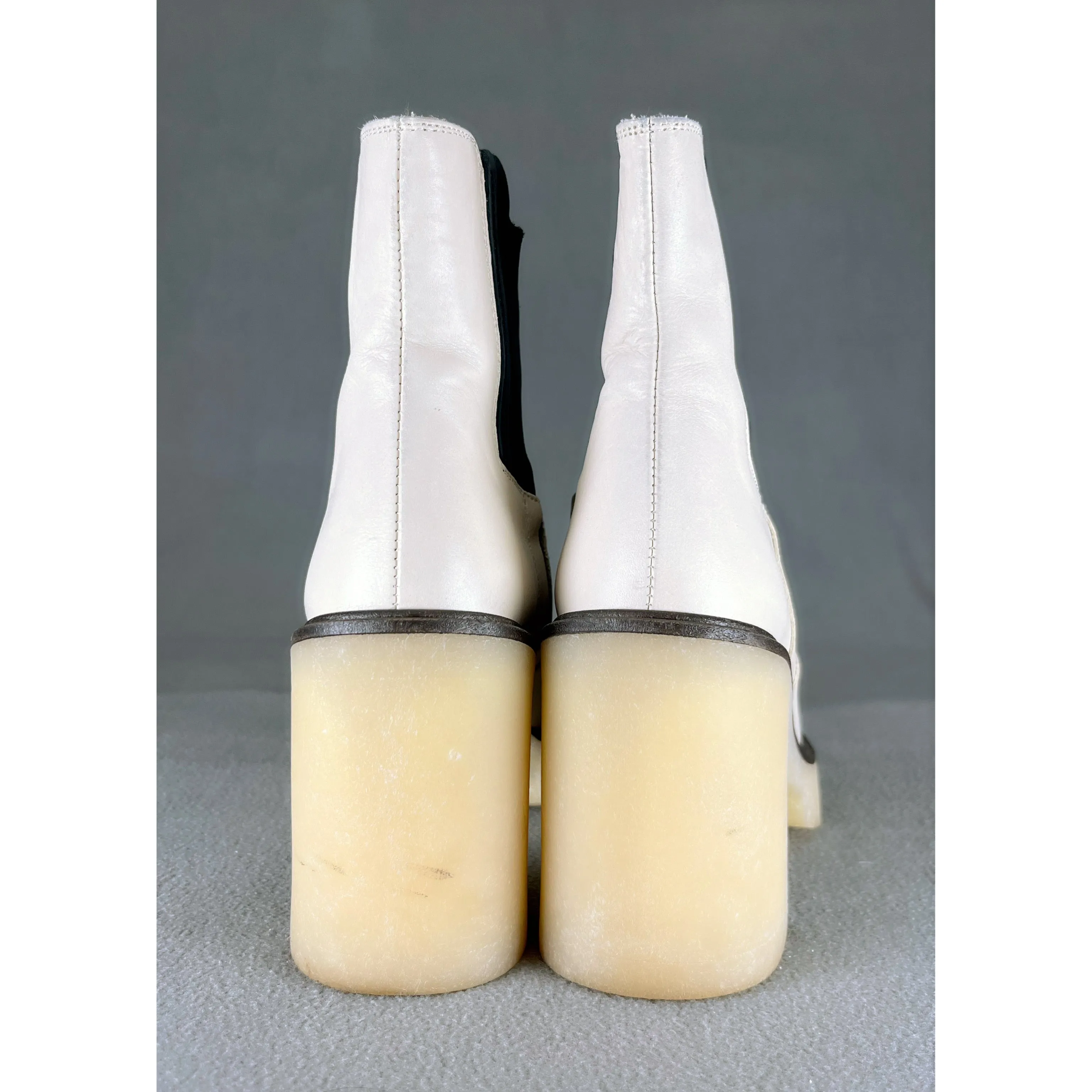 Free People bone James Chelsea boots, size 9