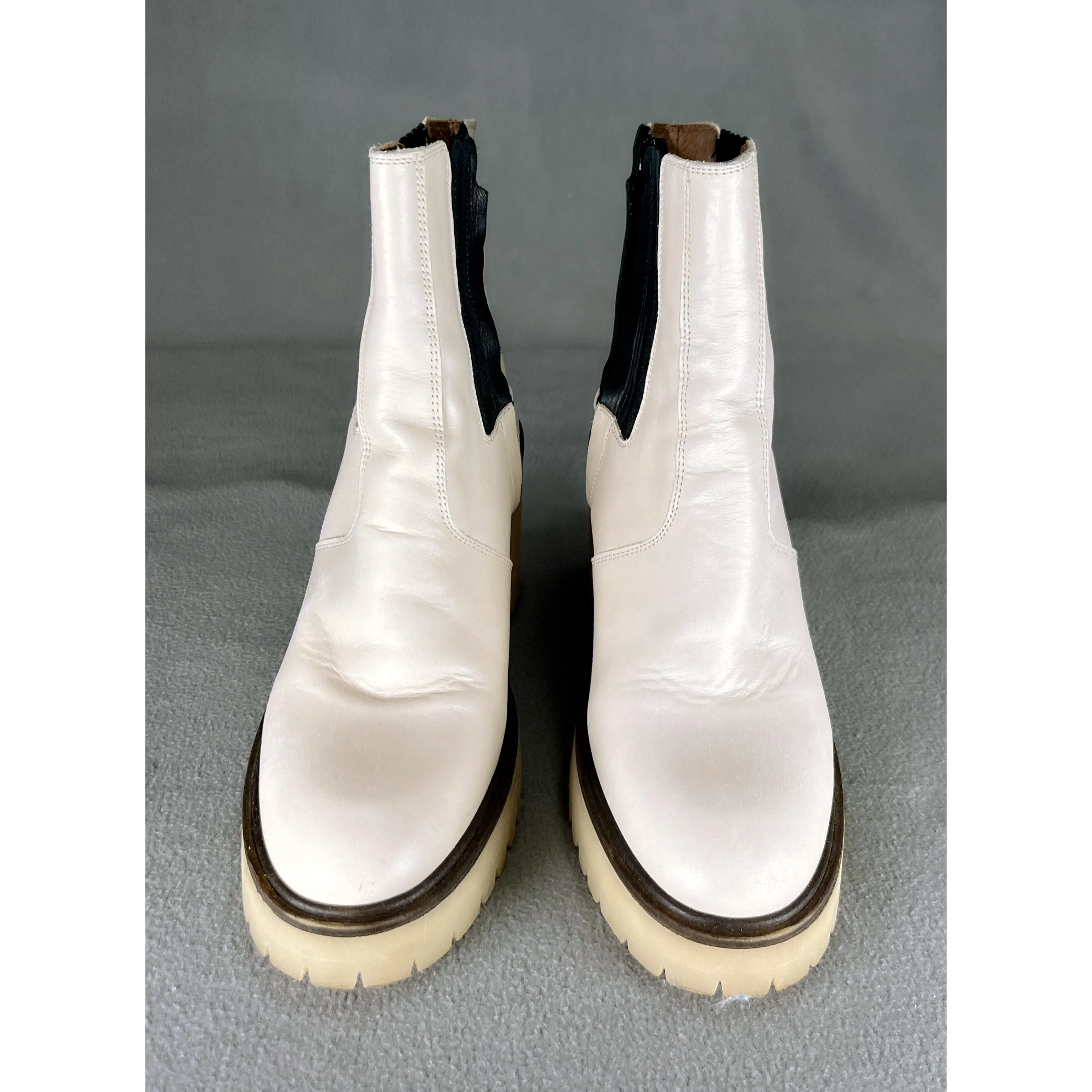 Free People bone James Chelsea boots, size 9