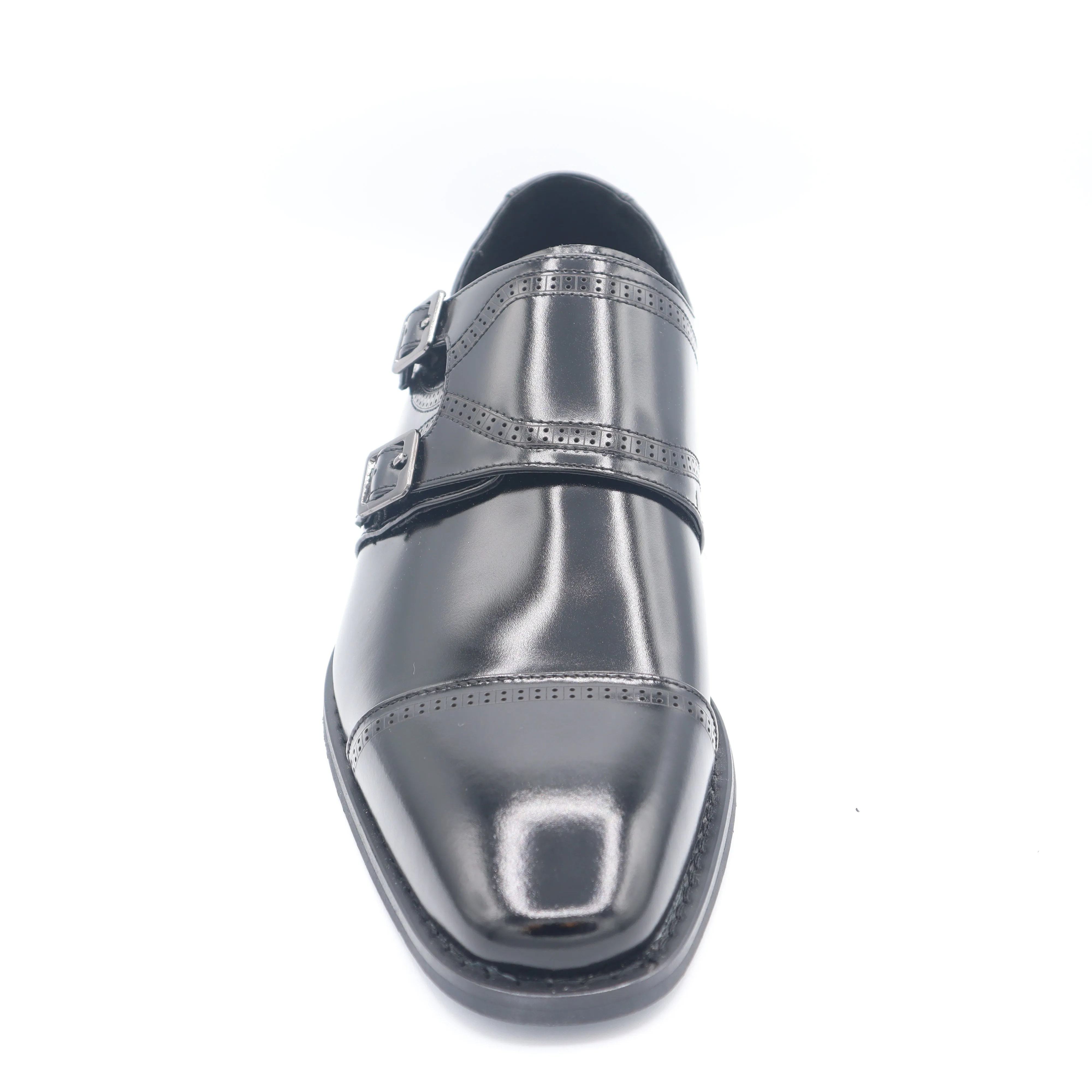 Giovanni Black Buckled Dress Shoe