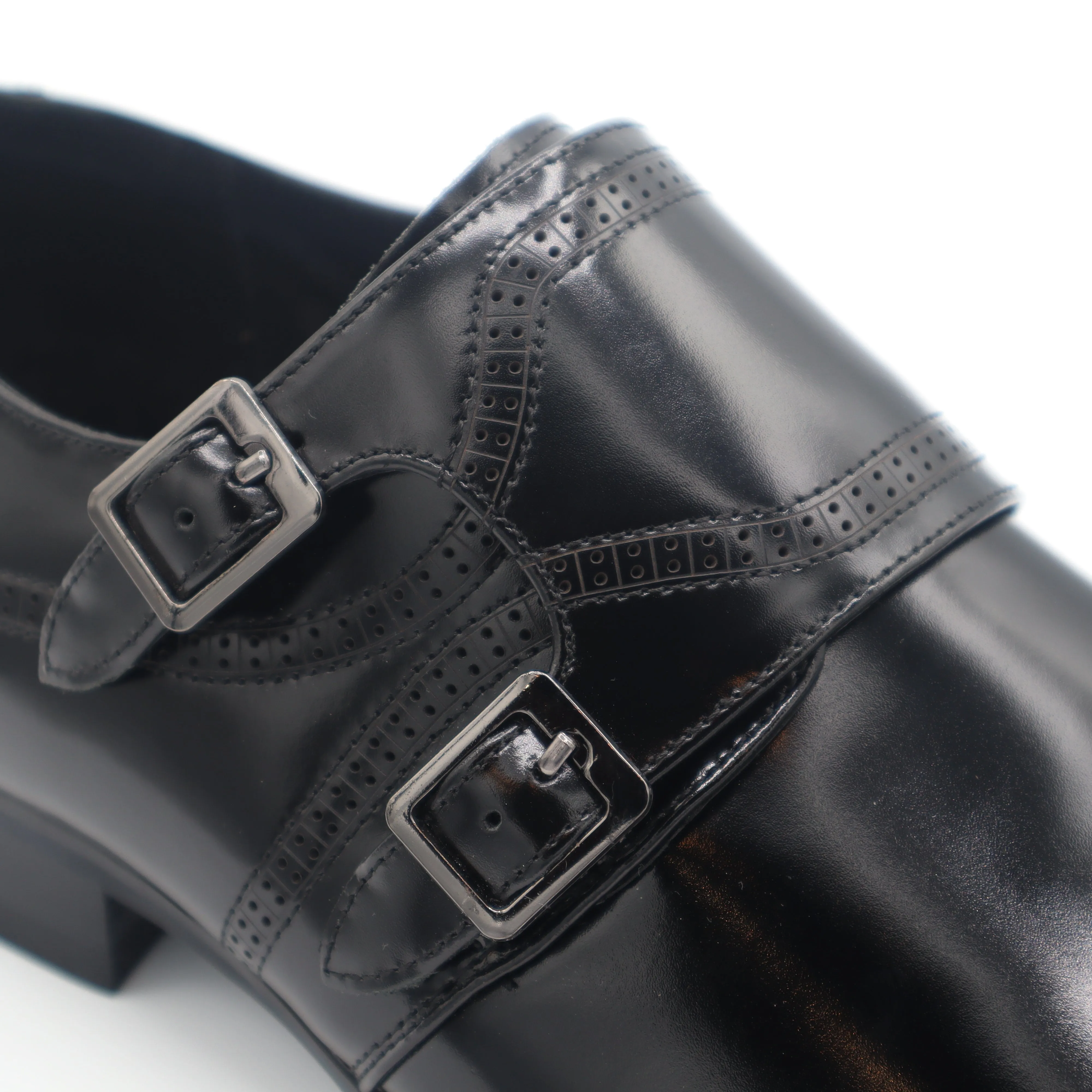 Giovanni Black Buckled Dress Shoe