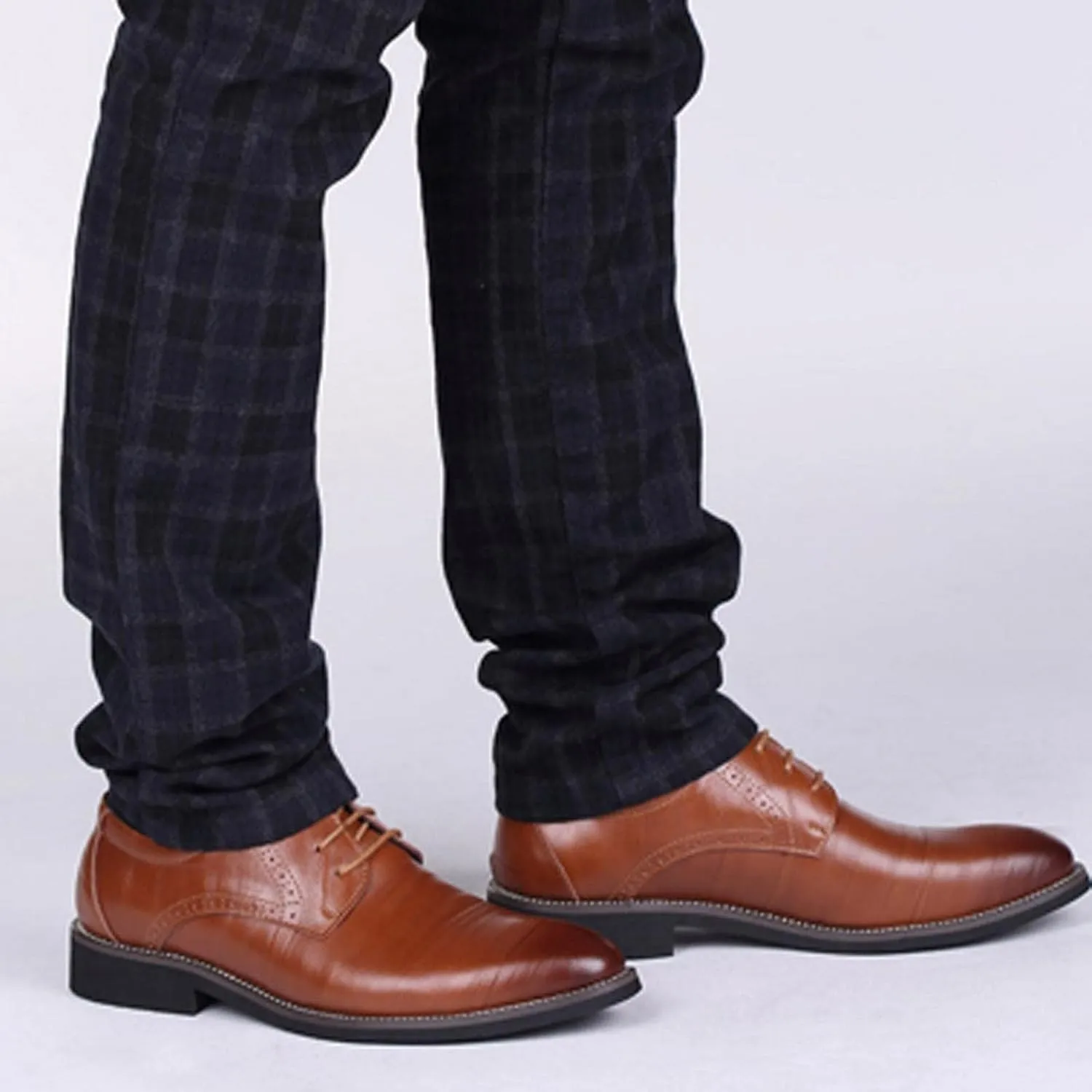 Hbeylia Formal Business Shoes for Men Fashion Leather Classic Lace up Dress Oxfords Shoes Closed Pointed Toe Oxford Dress Shoes Tuxedo Oxford Wingtip Modern Shoes For Men Business Office Work Wedding