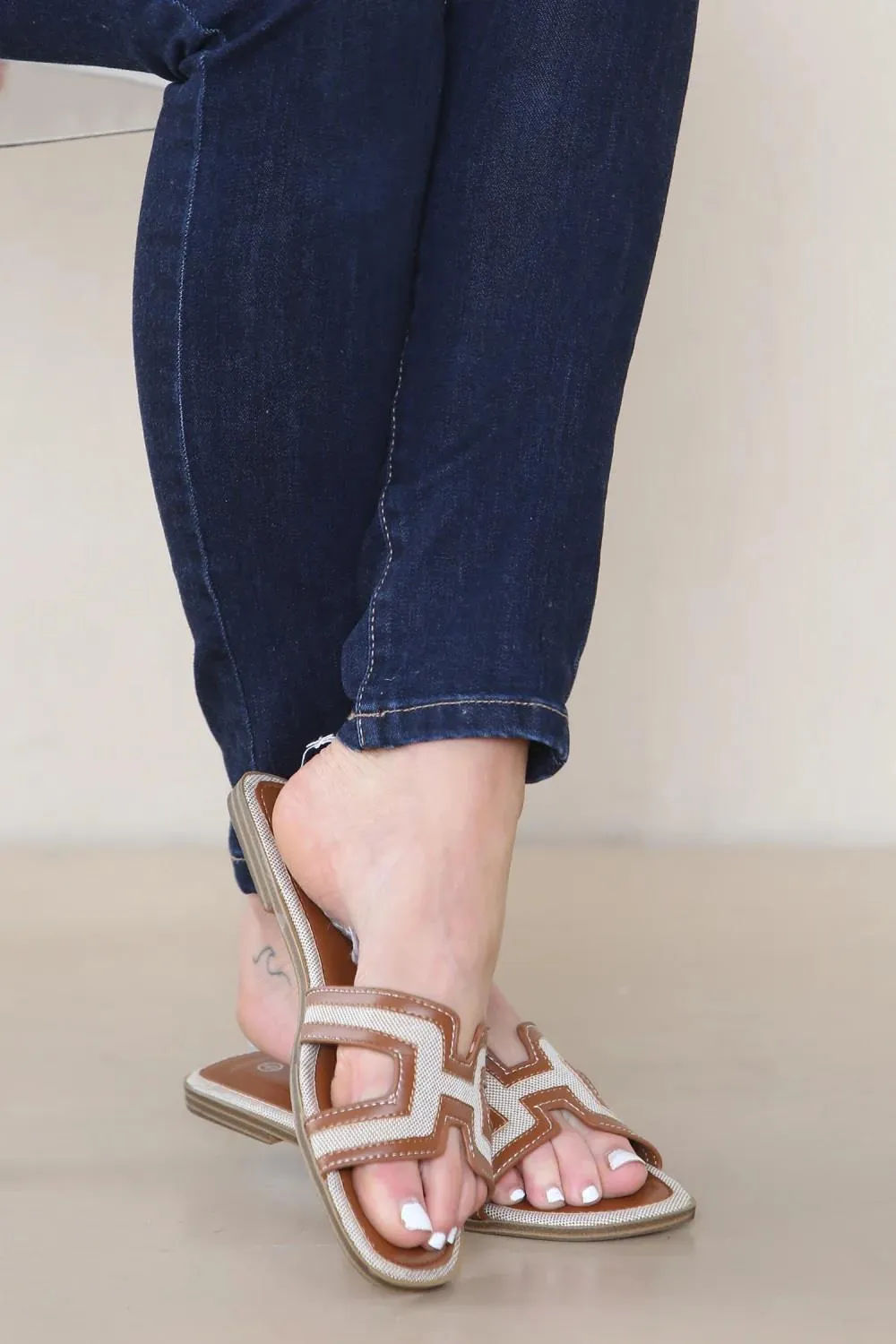 House Of Sehrish HR2 Tan Faux Leather Designer Strap Sandals