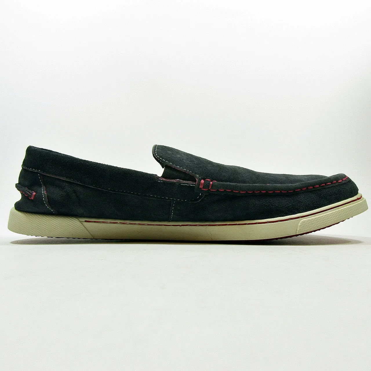 HUSH PUPPIES
