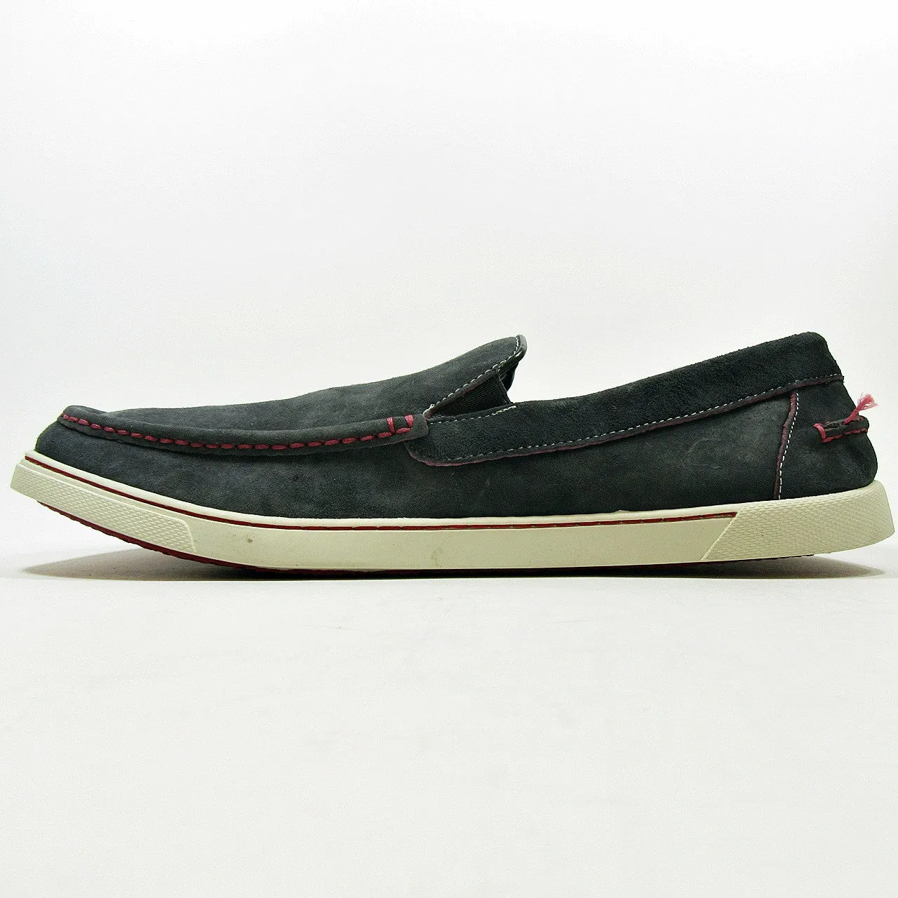 HUSH PUPPIES