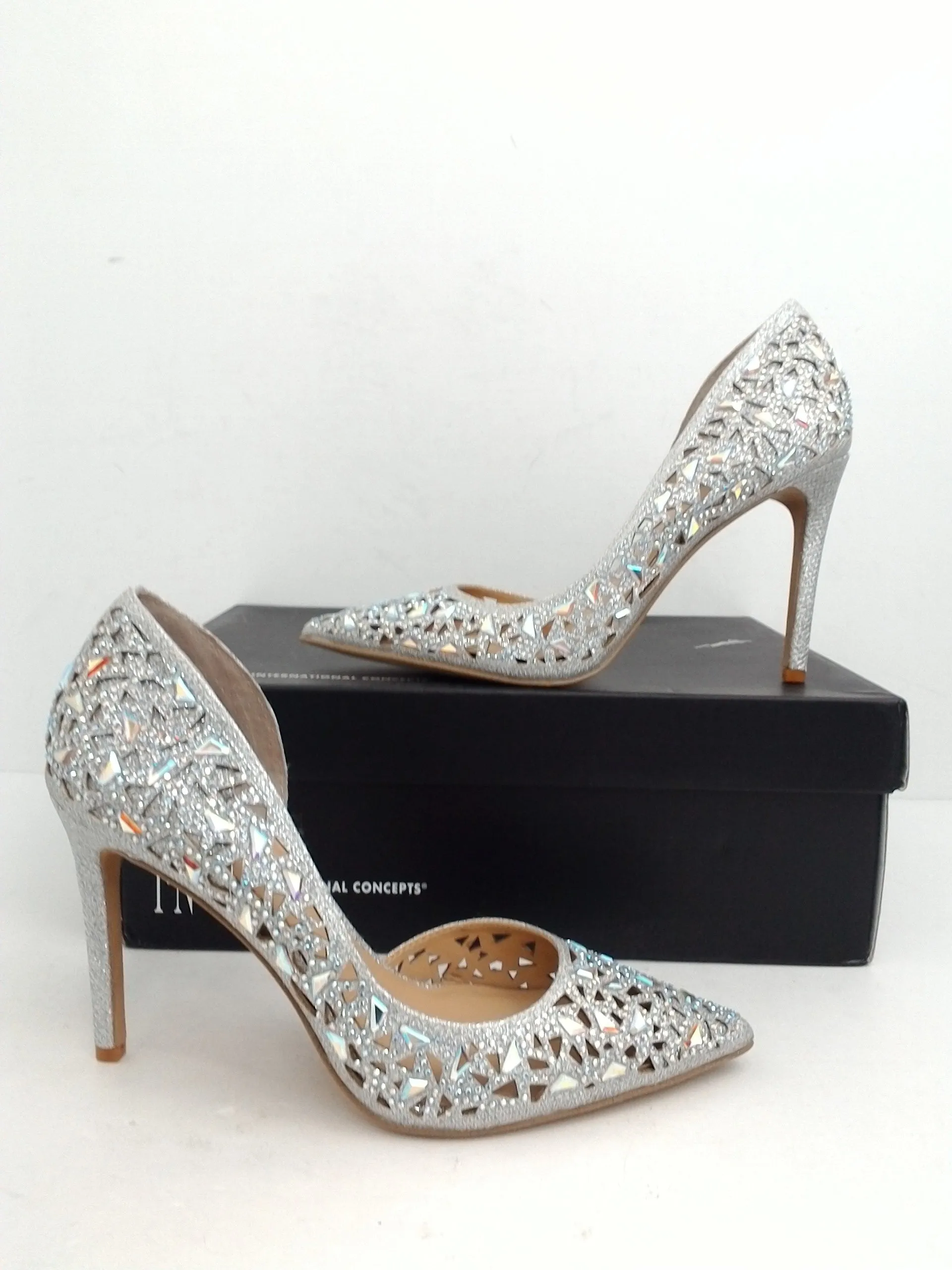 INC International Concepts Women's Kenjay Silver Heels Size 6 M