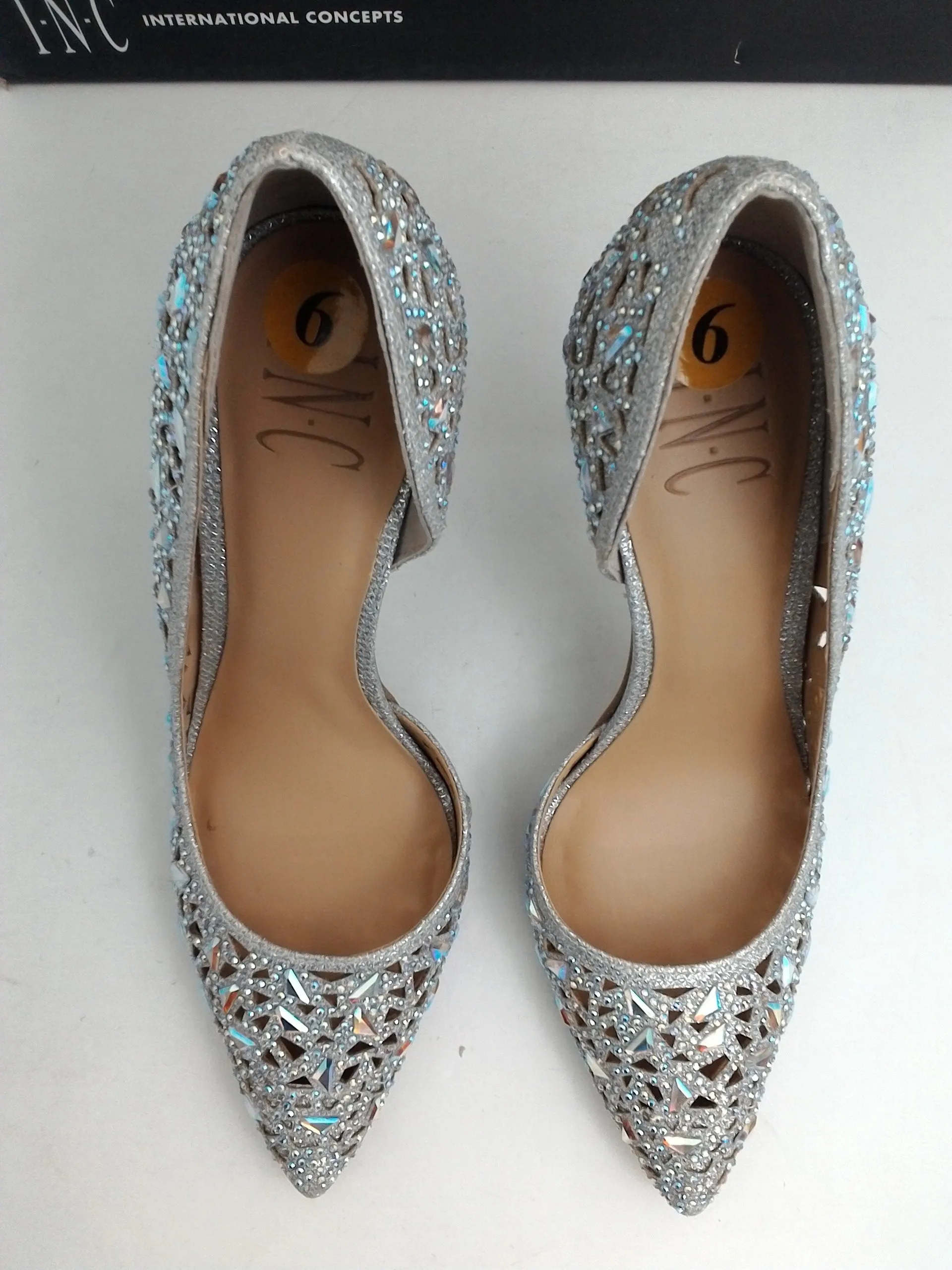 INC International Concepts Women's Kenjay Silver Heels Size 6 M