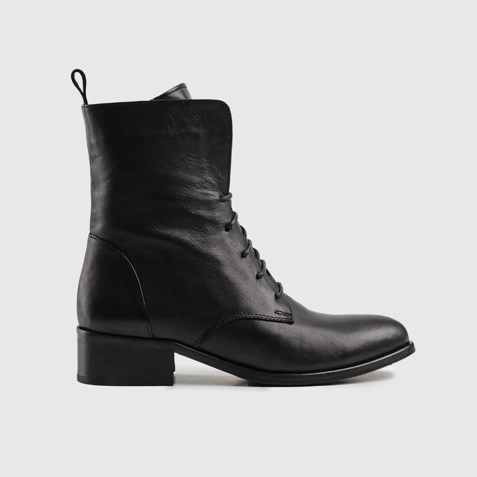 Leather Ankle Boots 8506