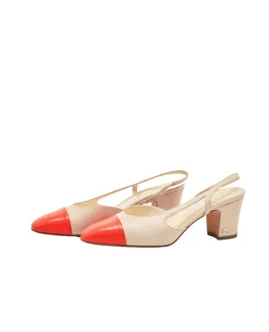 <b>CHANEL </b> <br>Cap Toe Slingback Pumps 38