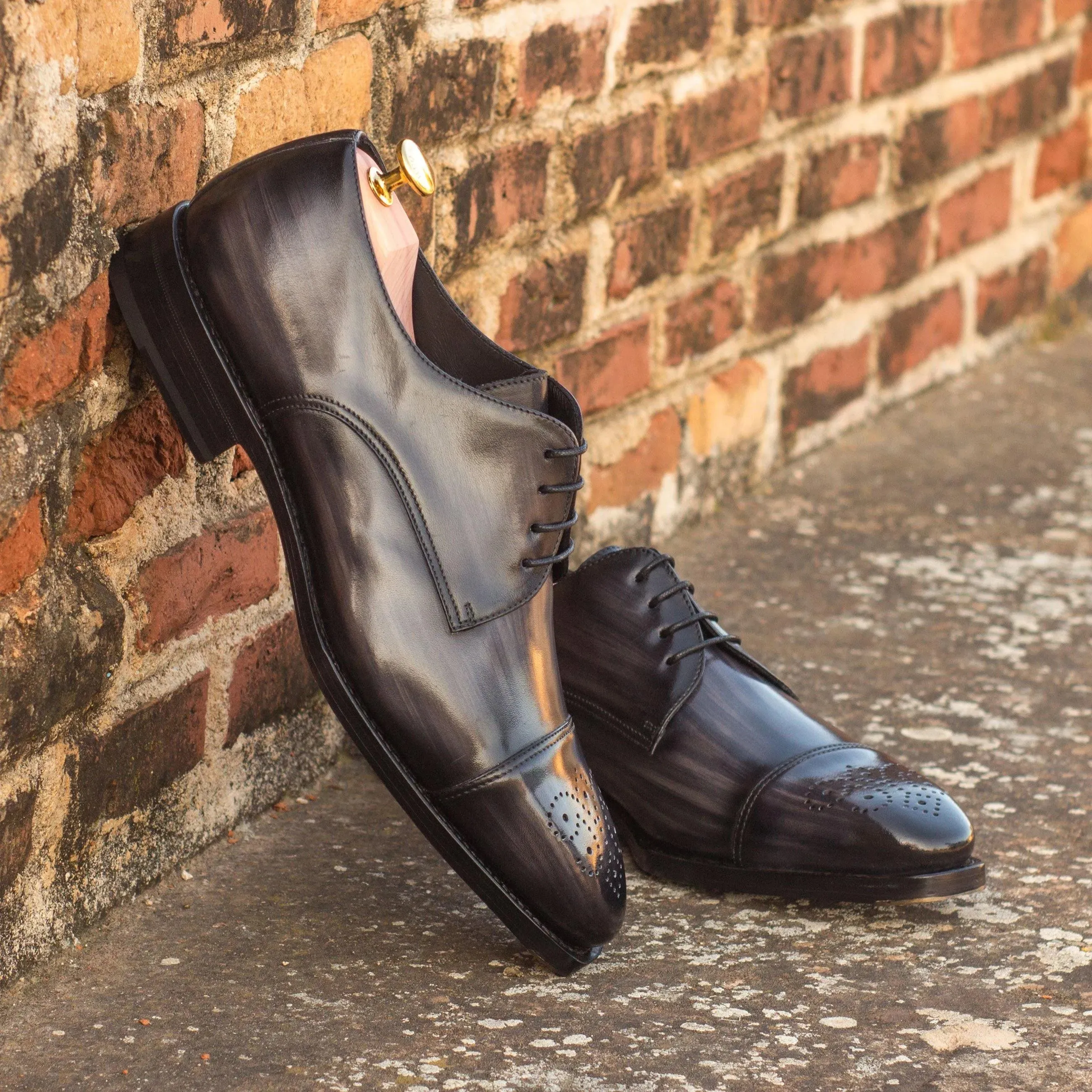 Marion Patina Derby