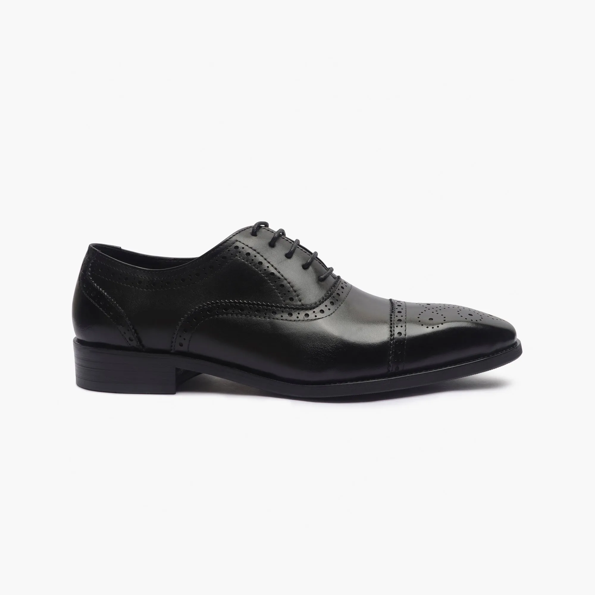 Medallion Toe Semi Brogue Lace ups