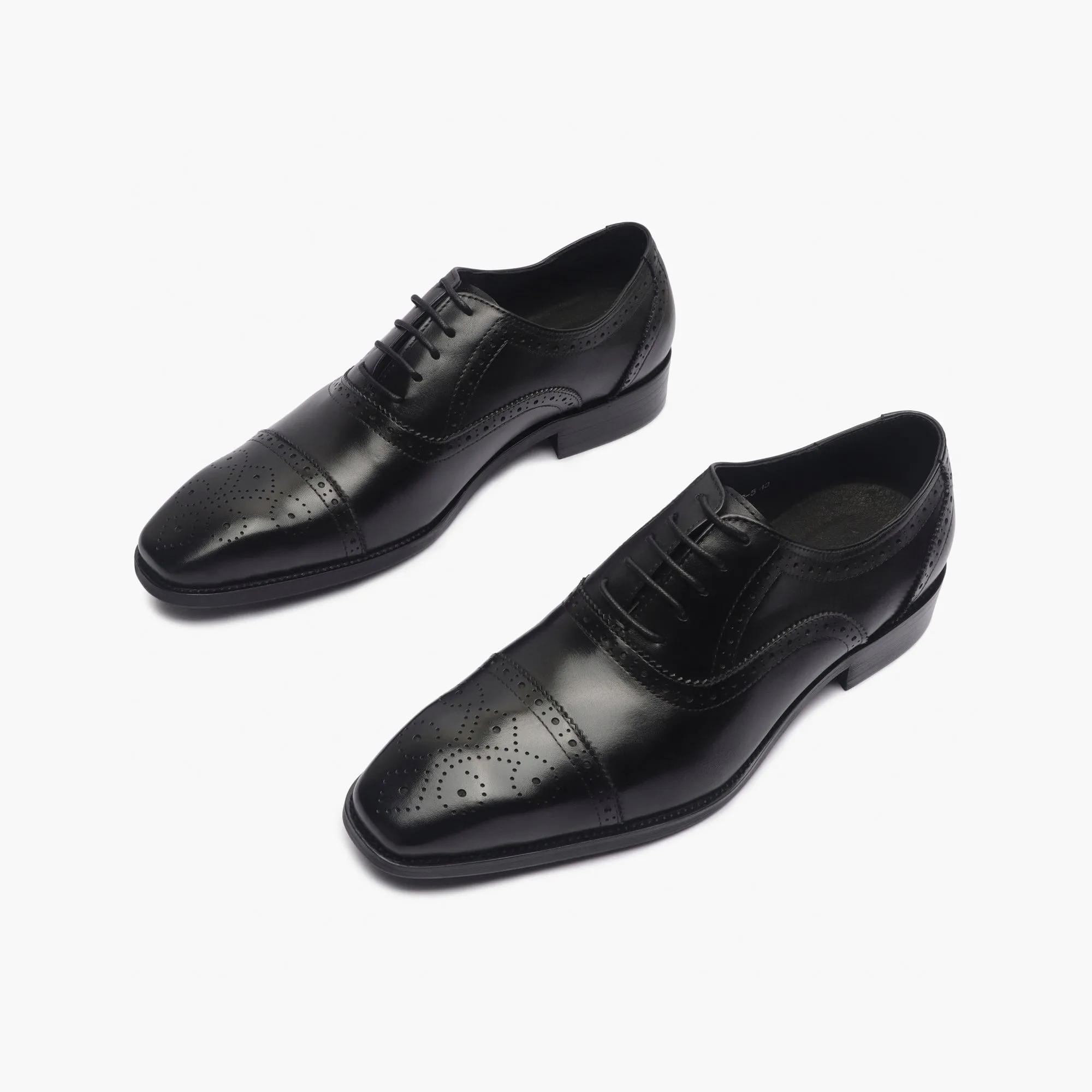 Medallion Toe Semi Brogue Lace ups
