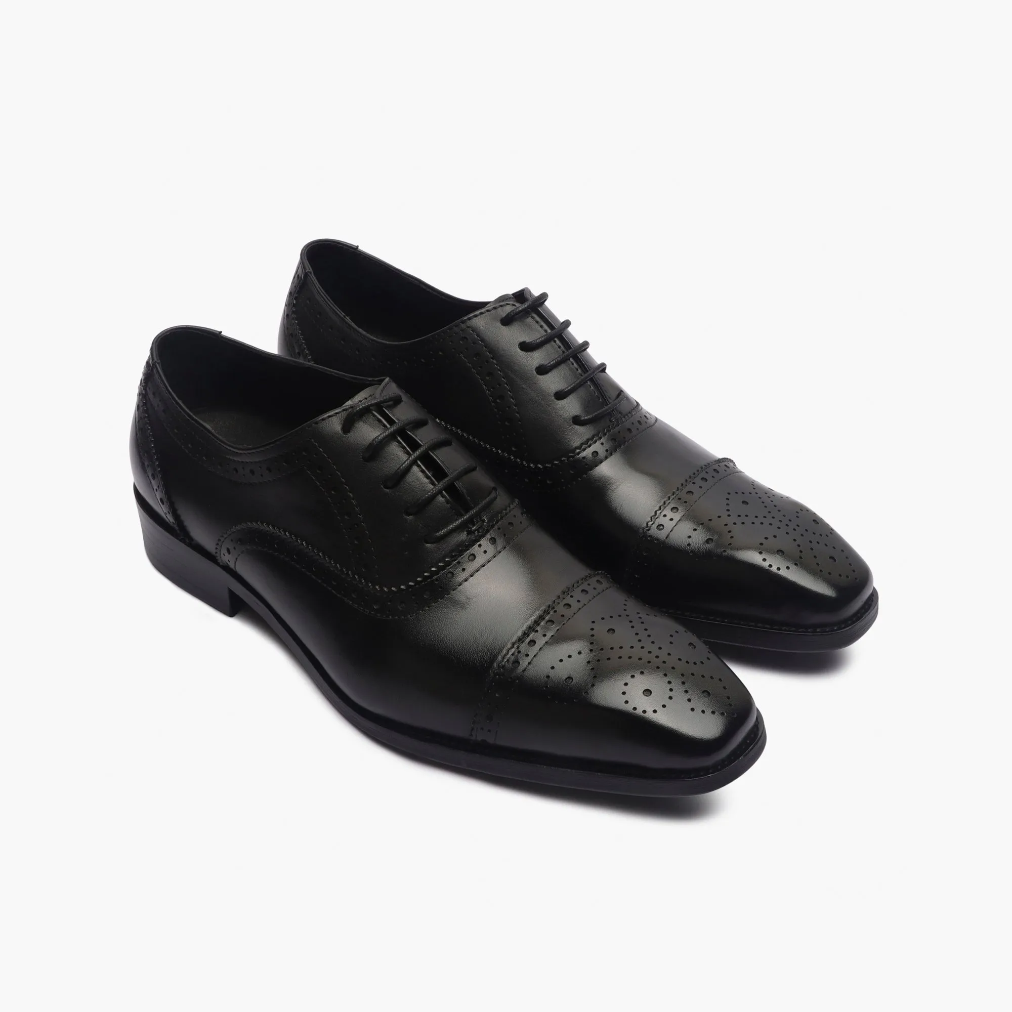 Medallion Toe Semi Brogue Lace ups