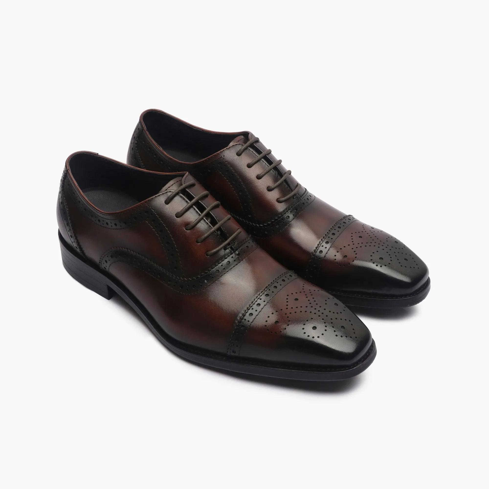 Medallion Toe Semi Brogue Lace ups