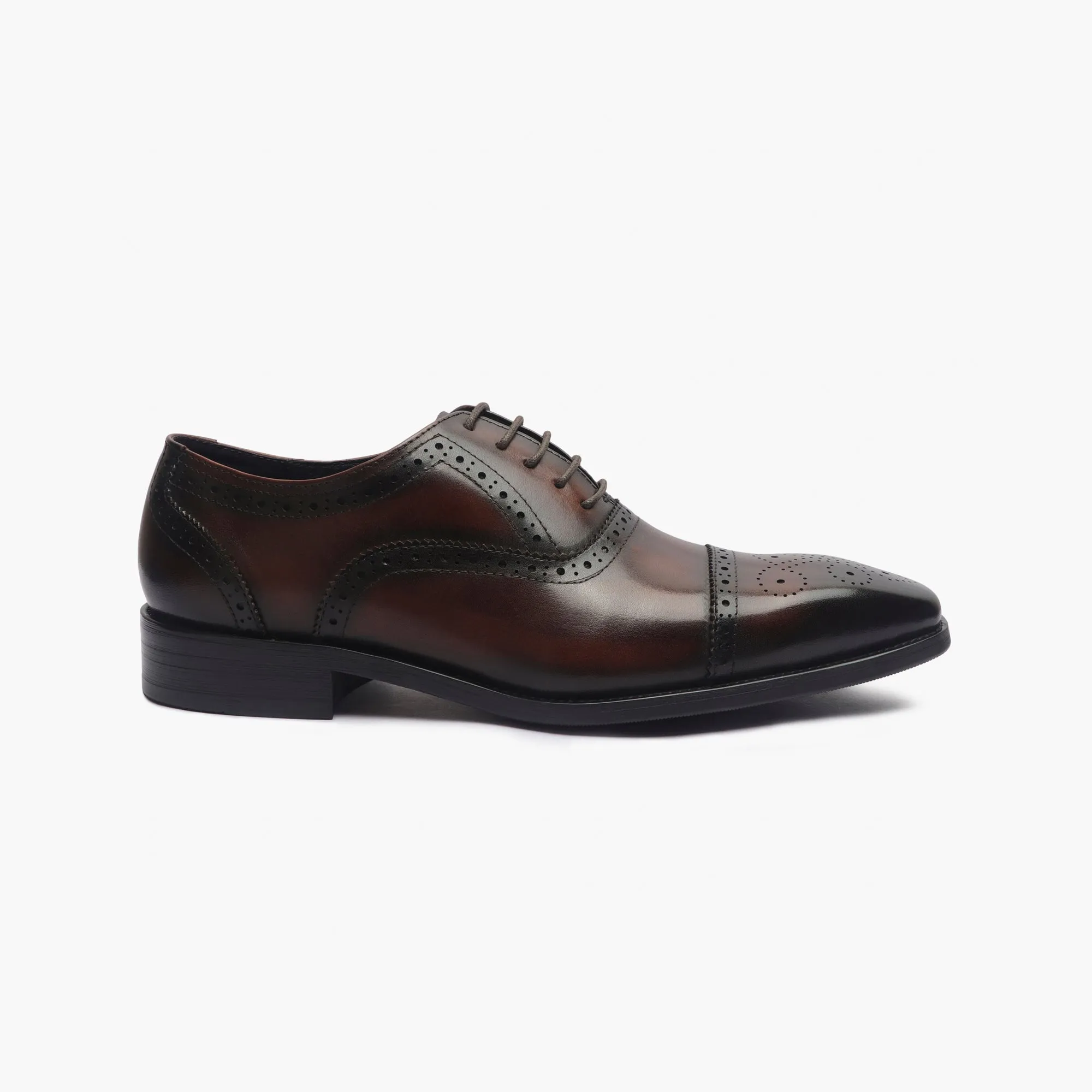 Medallion Toe Semi Brogue Lace ups