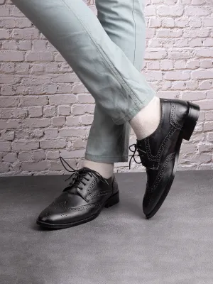 Men Black Solid Brogue Oxford Formal Shoes