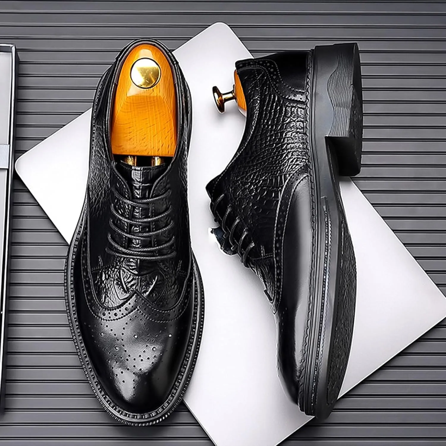 Men's Brogue Oxford Shoes Formal Shoes,Casual Business Leather Carved Lace Up Wingtip Dress Shoes Slip On Derby Shoes