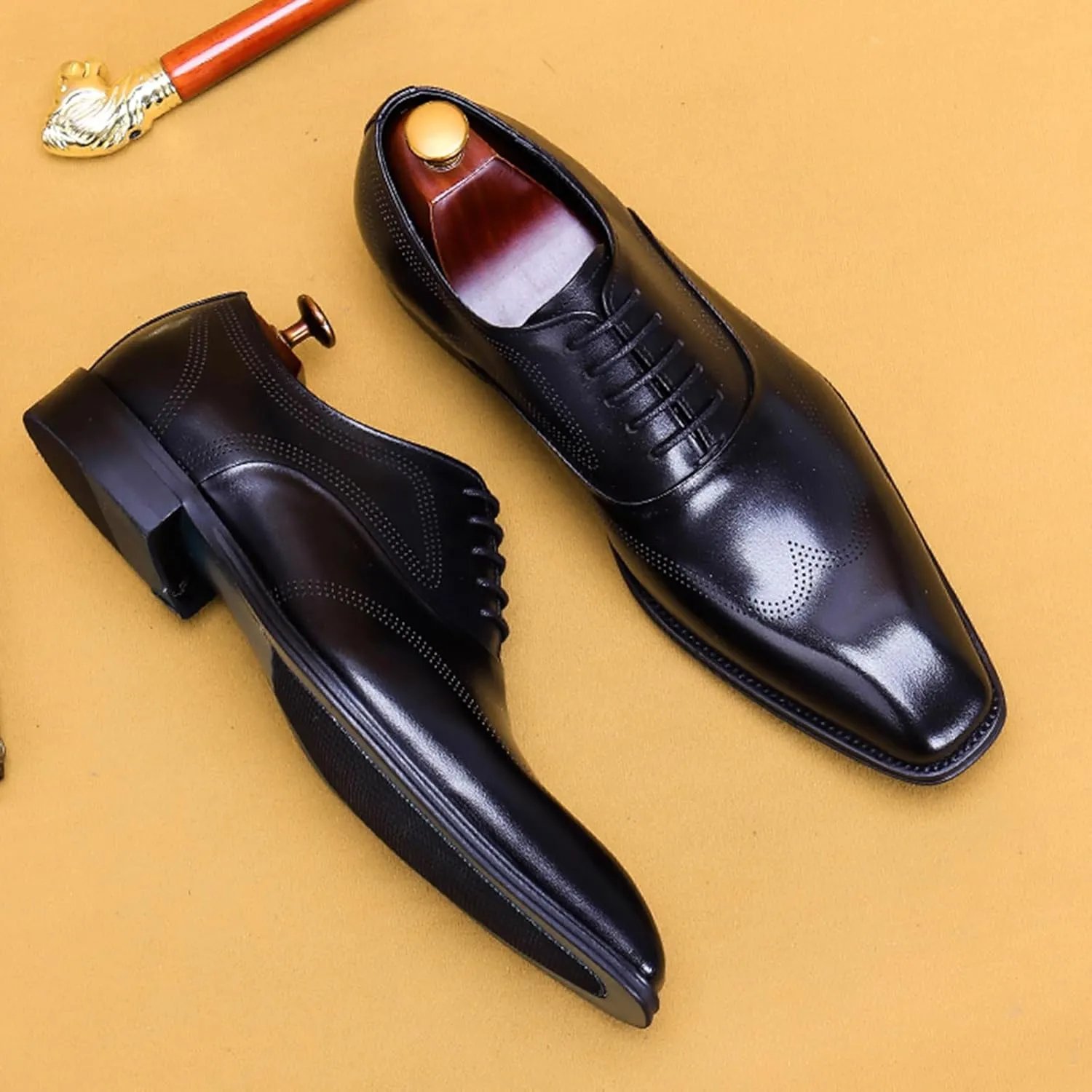 Men's Genuine Leather Carved Brogue Oxfords Shoes Fashion Classic Lace Up Low Top Dress Shoes Handcrafted Business Formal Derby Shoes