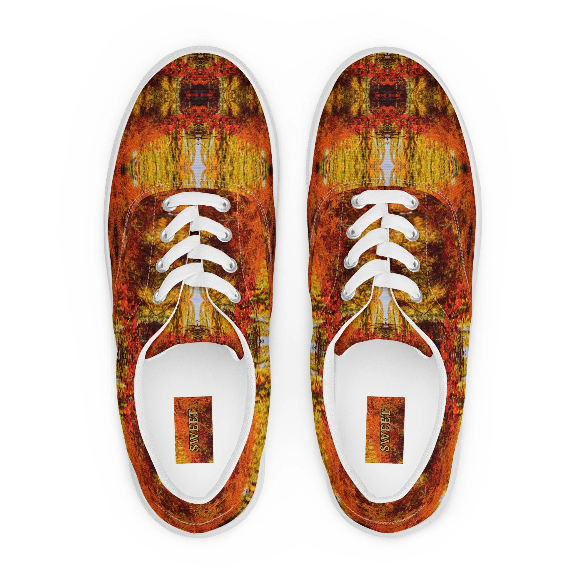 Men’s lace-up canvas shoes in the colors of nature