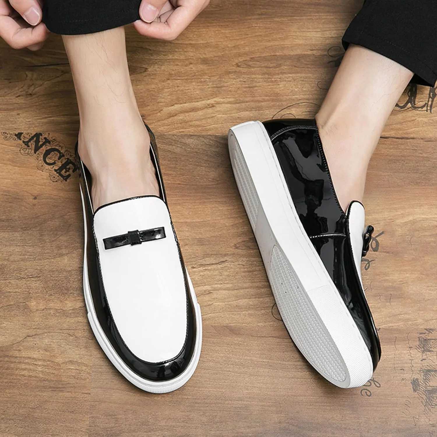 Men's Patent Leather Penny Loafers with Bow Round Toe Slip-On Flat Business Formal Shoes Casual Driving Work Shoes