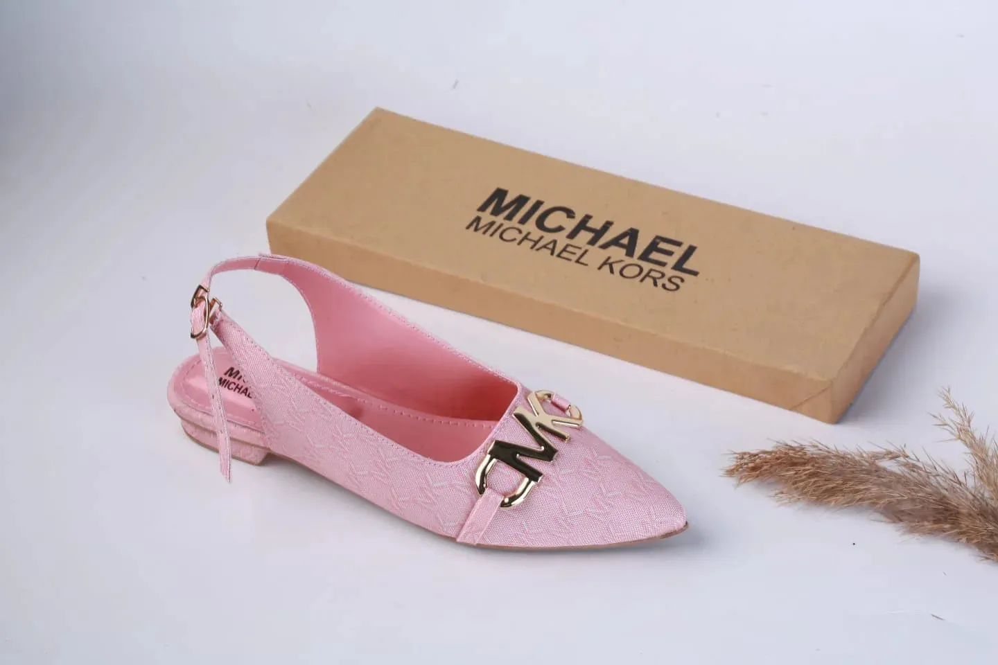 MICHAEL KORS POINTED TOE FLAT PUMPS - PINK