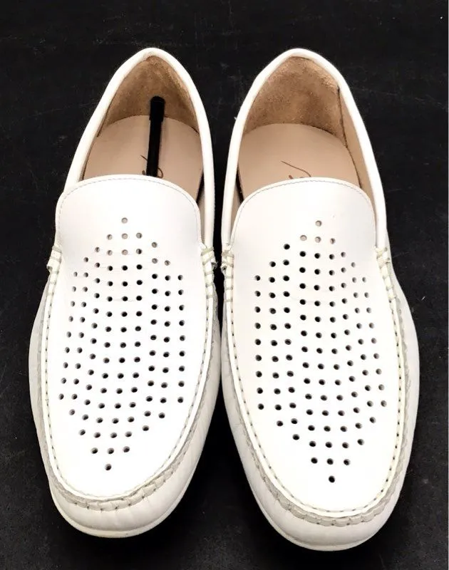 New Bacco Bucci Women's White Loafer Flats - Size 10
