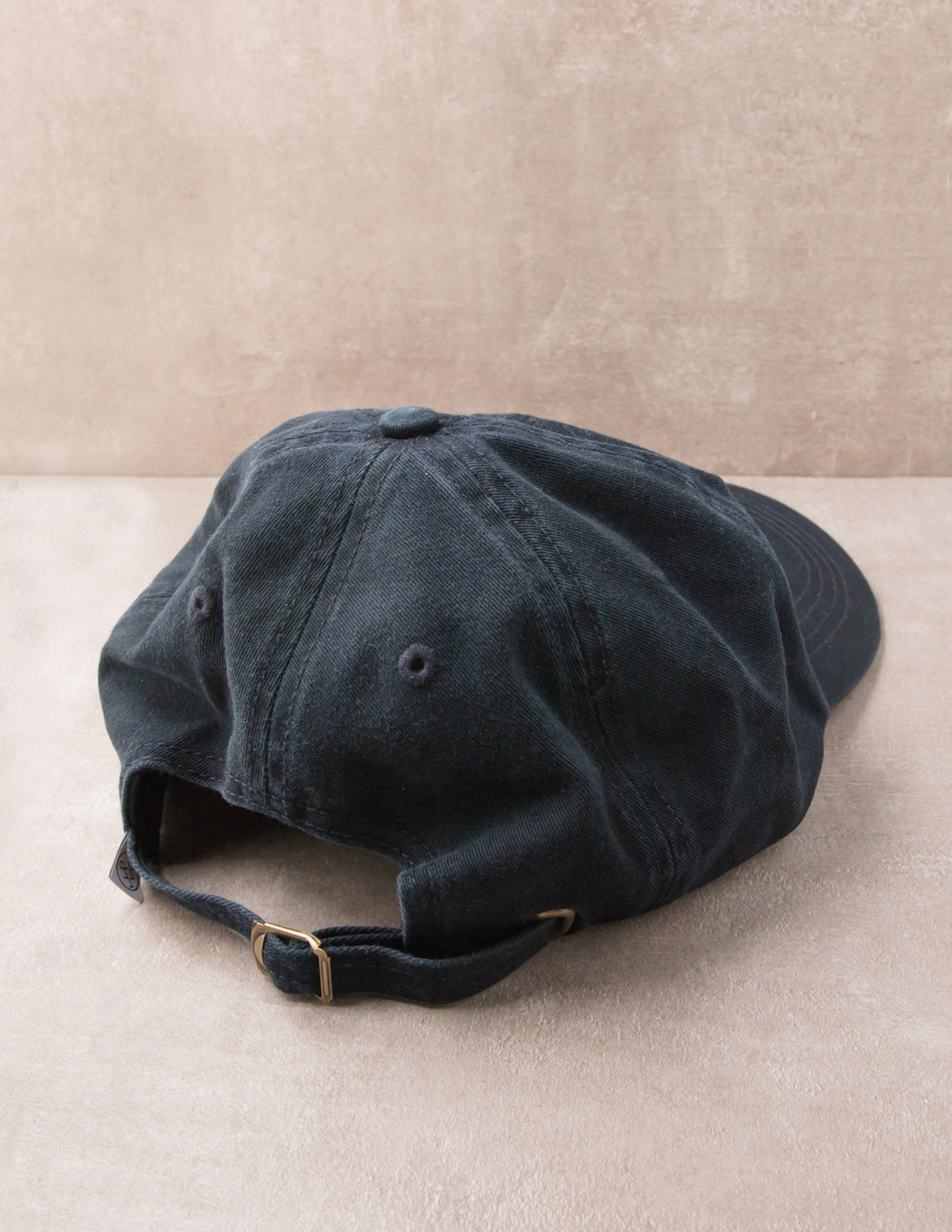 Om Hat