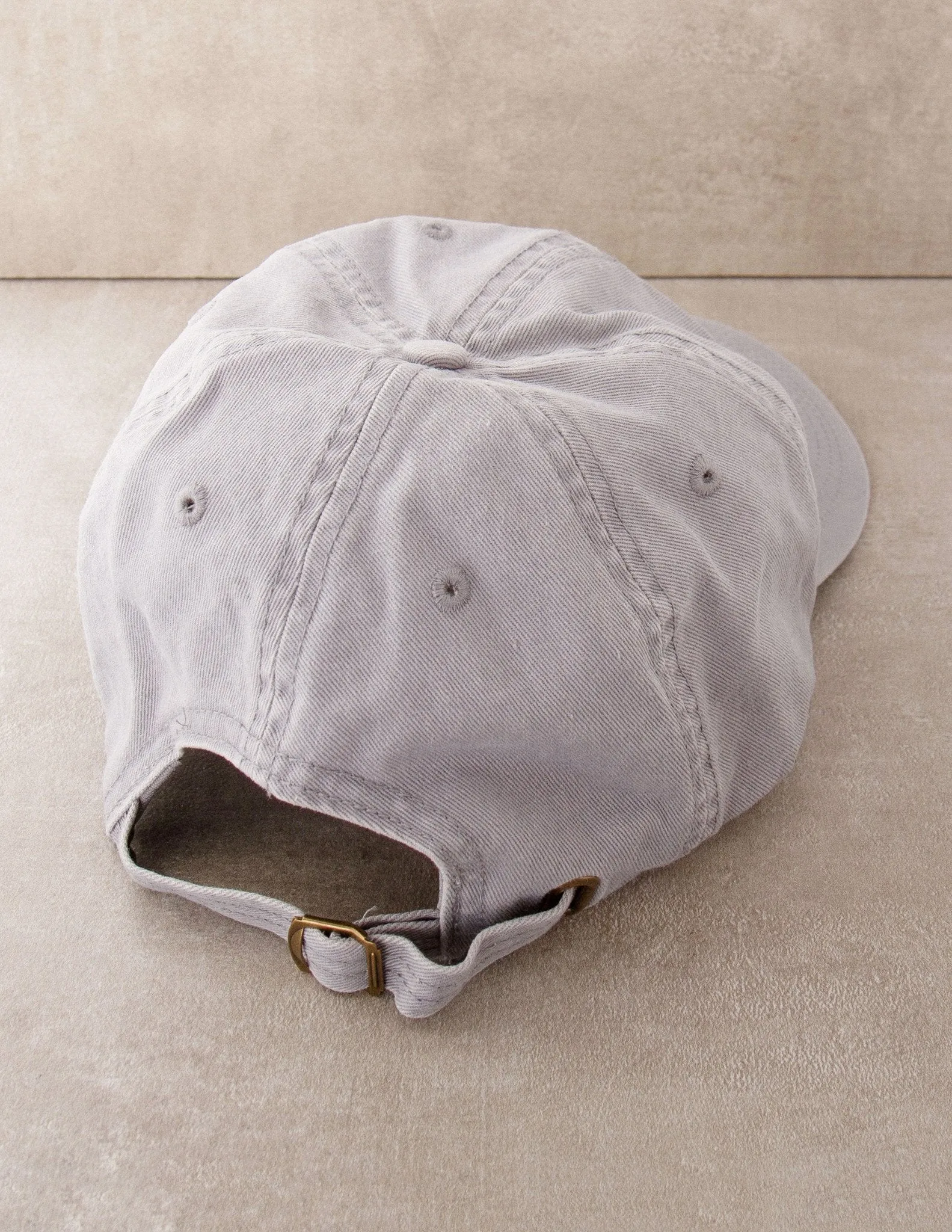 Om Hat