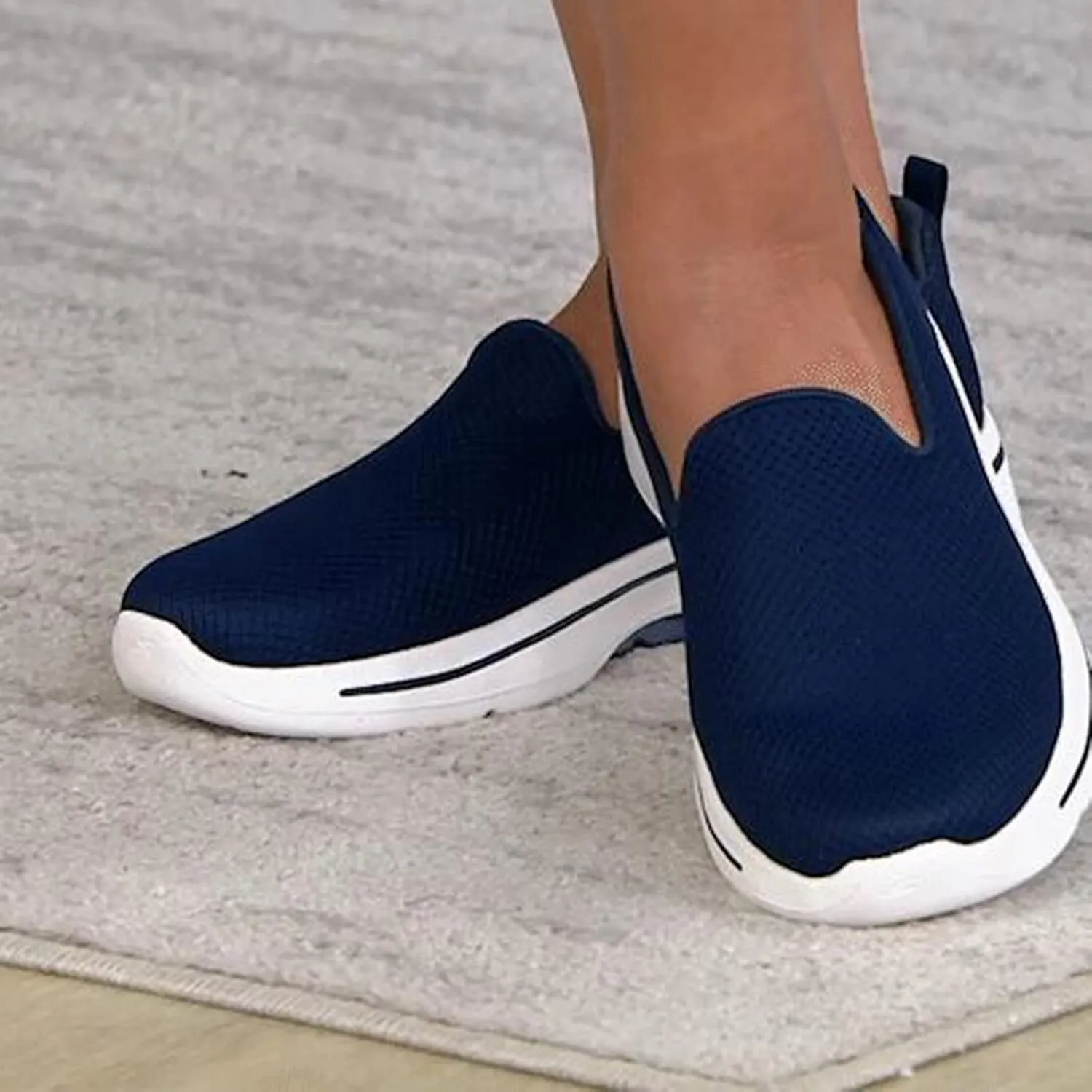 Orthopedic Shoes for Women Casual Walking Slip on Flat Walking Canvas Slip On Sneakers Running Shoes Slip On Shoes