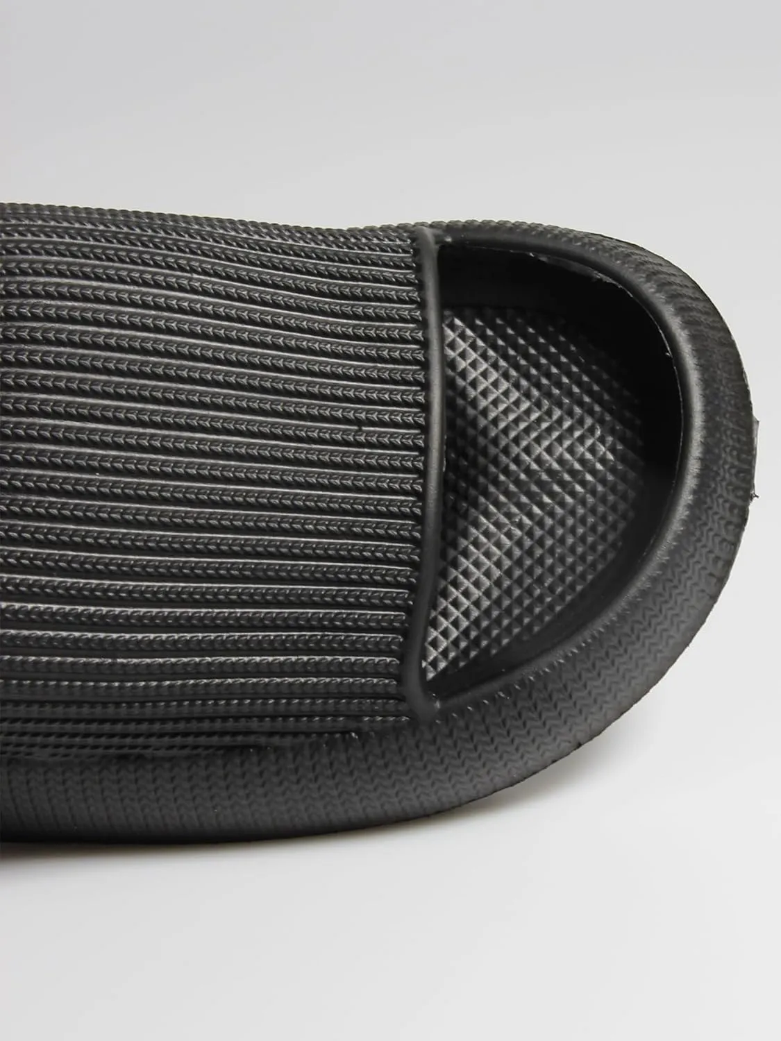 Pillow Slippers for Men and Women, House Slides Non-Slip Cloud Bathroom Sandals Quick Drying Ergonomic Shower Slides Thick Sole Ultra Cushion