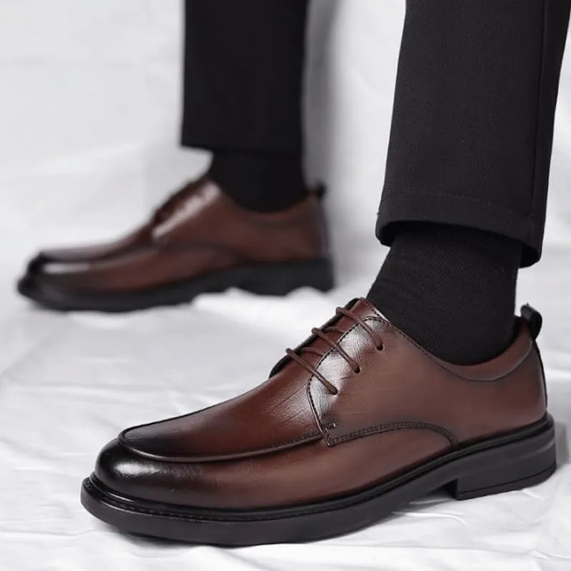 Premium Oxford Shoes for Men Polished Cap Toe Business Formal Wear Handcrafted Leather Upper