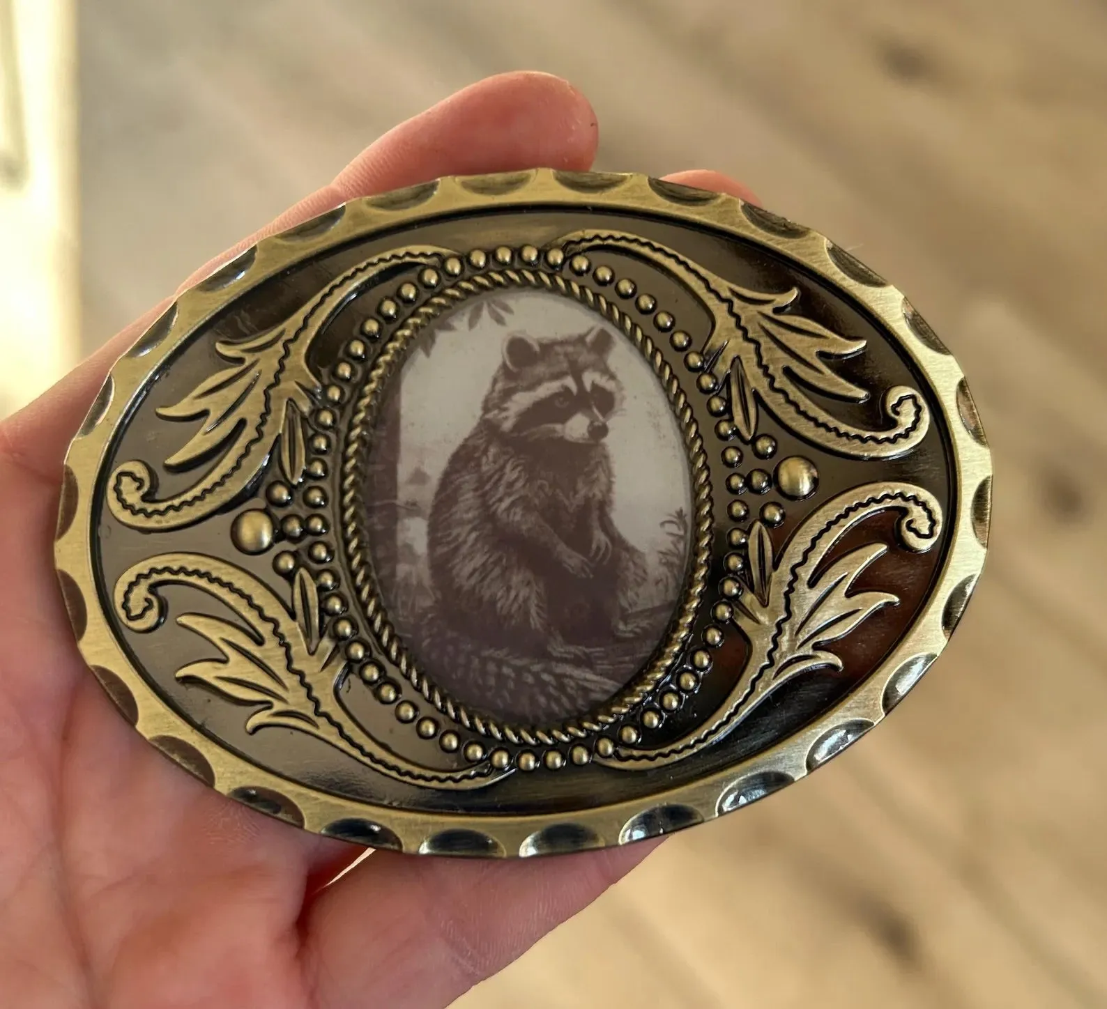 Raccoon Belt Buckle Antique Gold