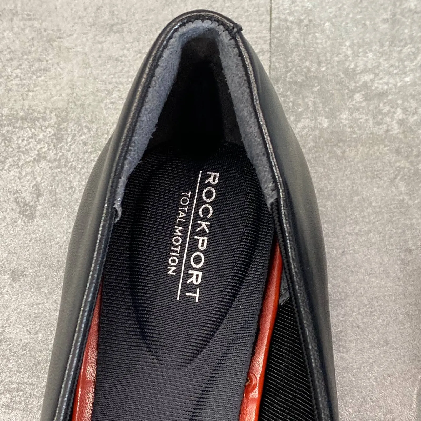 ROCKPORT Women's Black Leather Adelyn Total Motion Pointed-Toe Ballet Flat SZ5.5