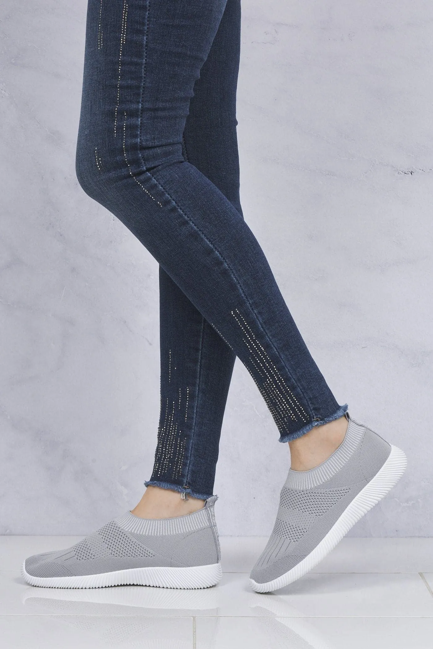 Shaughna Slip On Knitted Trainer in Grey