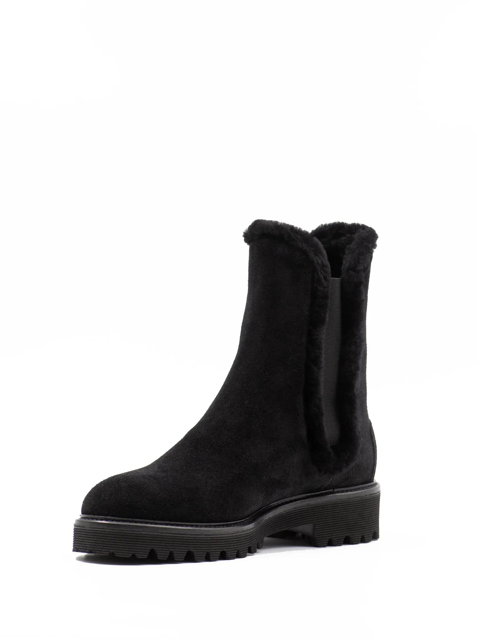 Shearling-lined Chelsea boots in black